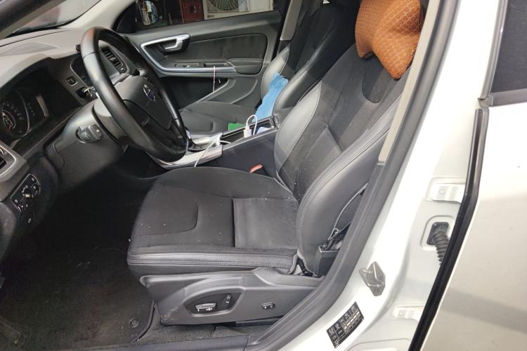 Used Volvo S60 2016 S60L T3 Smart Drive Edition
