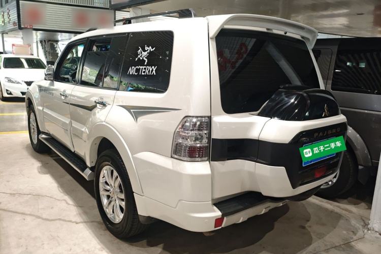 Used Mitsubishi Pajero 2018 V97 3.8L 5-Door GLS Sunroof – Middle East