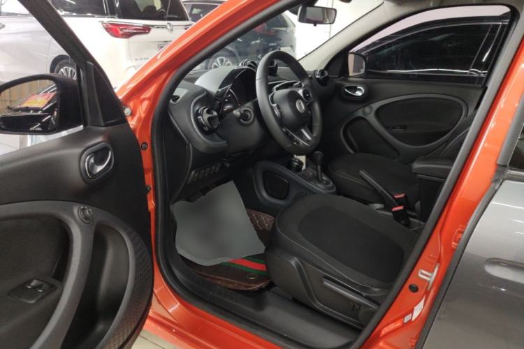 Used smart forfour 2018 1.0L 52kW Passion Edition
