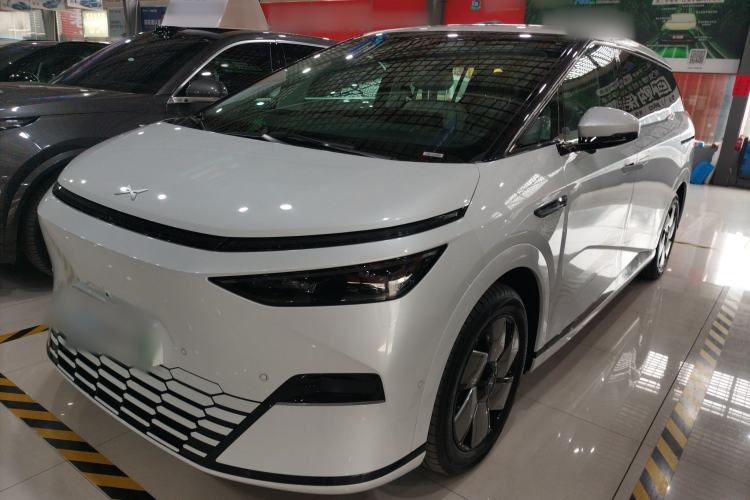 Used XPeng X9 2024 702 Ultra-Long Range Max