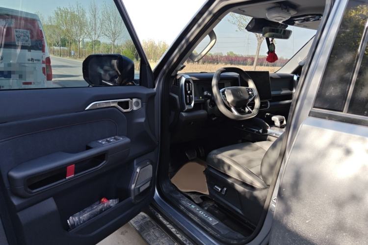 Used JETOUR Traveler 2023 2.0T All-Wheel-Drive CrossPRO
