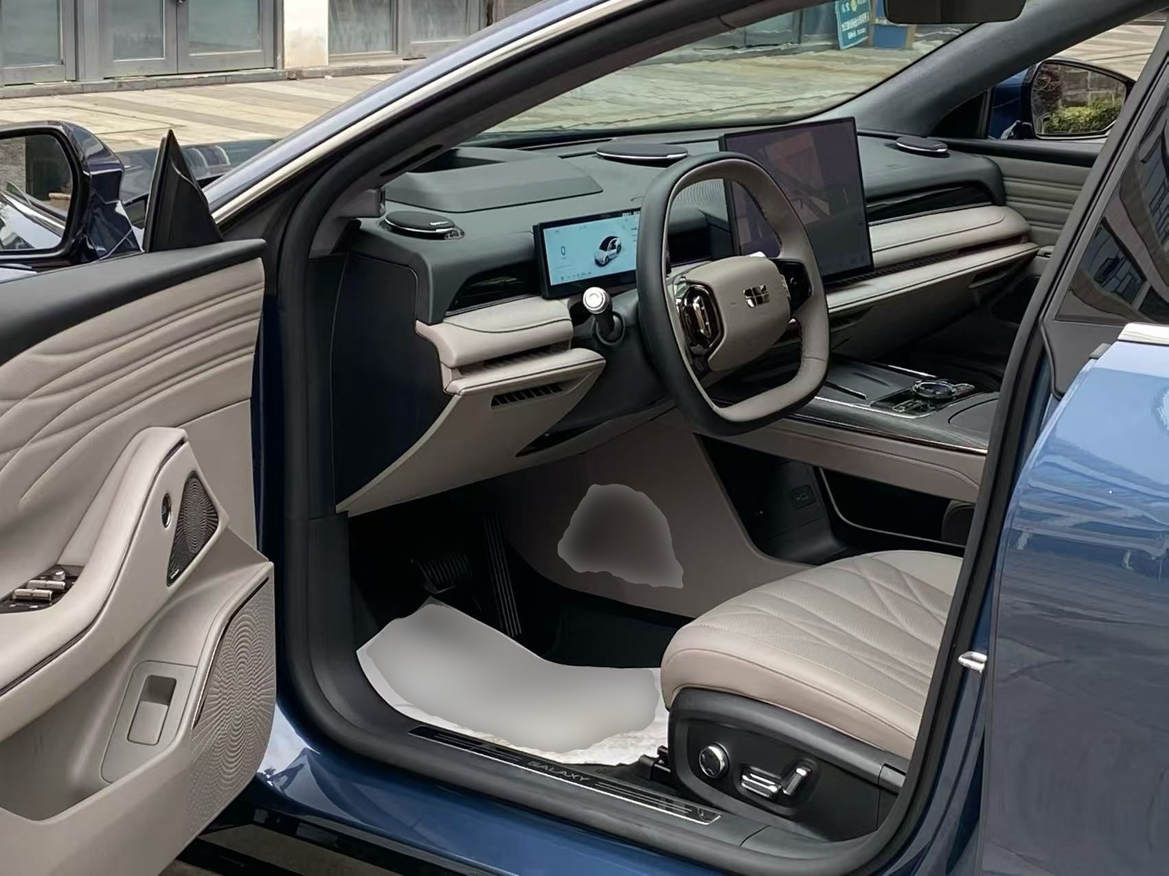 Geely Galaxy 8 2025 130km EM-P Starship Edition — снимка 18