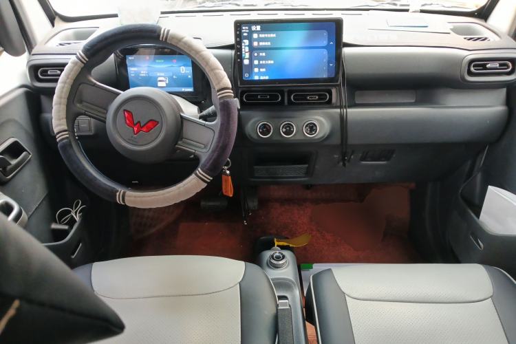 Used Wuling Zhiguang New Energy 2025 Model 305km Ambitious Edition