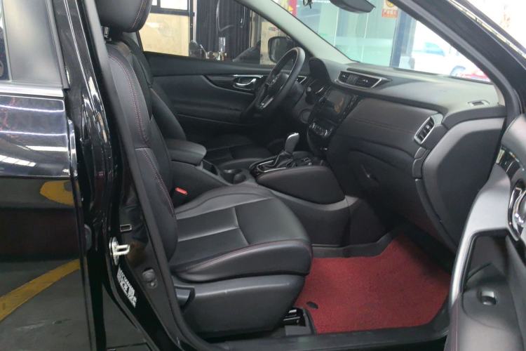 Used Nissan Qashqai 2023 Classic 2.0L CVT XV Comfort Edition Right Front Seat