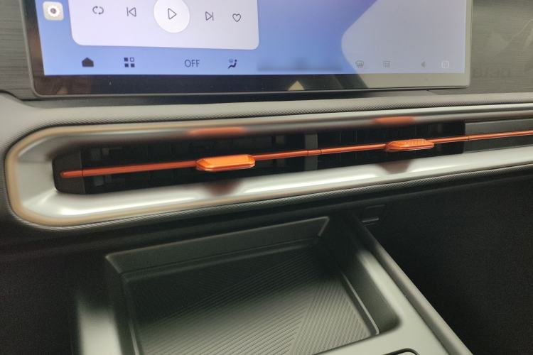 Used BAIC Off-Road BJ30 2026 Model Traveler 1.5T Hybrid Standard Version
