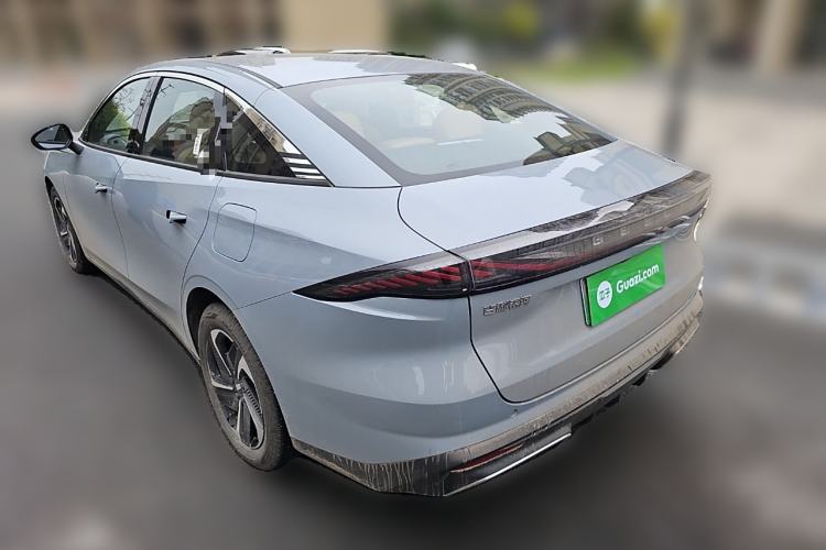 Used Geely Galaxy L6 2023 125km PLUS
