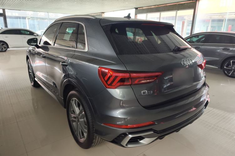 Used Audi Q3 2024 40 TFSI Fashion Dynamic Model