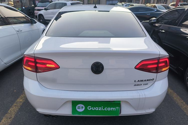 Used Volkswagen Lamando 2015 280TSI DSG Comfort Edition