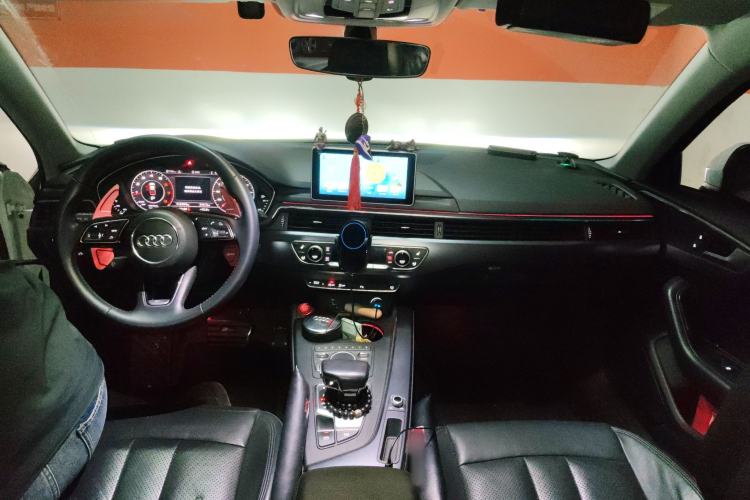 Used Audi A4L 2018 30th Anniversary Edition 40 TFSI Fashion Model