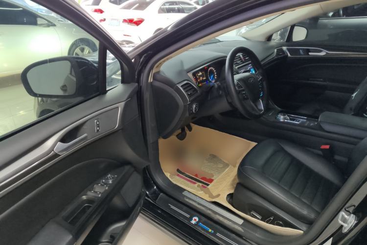 Used Ford Mondeo 2018 EcoBoost 180 Smart Control Fashion Model China VI Standard