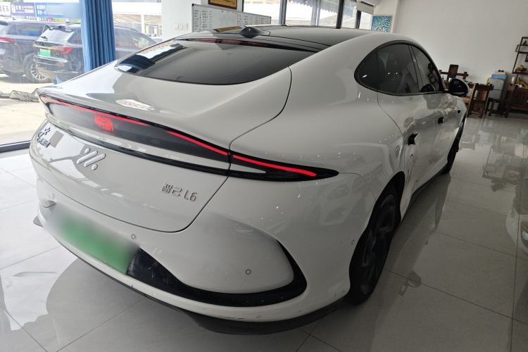 Used IM L6 2024 Max Extended-Range Version Rear Right 45 Deg