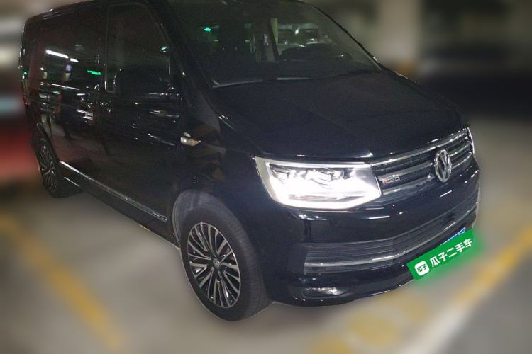 Used Volkswagen Multivan 2018 2.0 TSI Four-Wheel Drive Comfort Edition 7-Seater Front Right 45 Deg