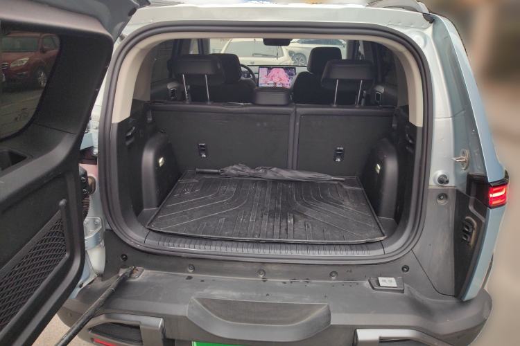 Used Formula Leopard Titanium 3 2025 501 km All-Wheel Drive Intelligent Driving Max Edition