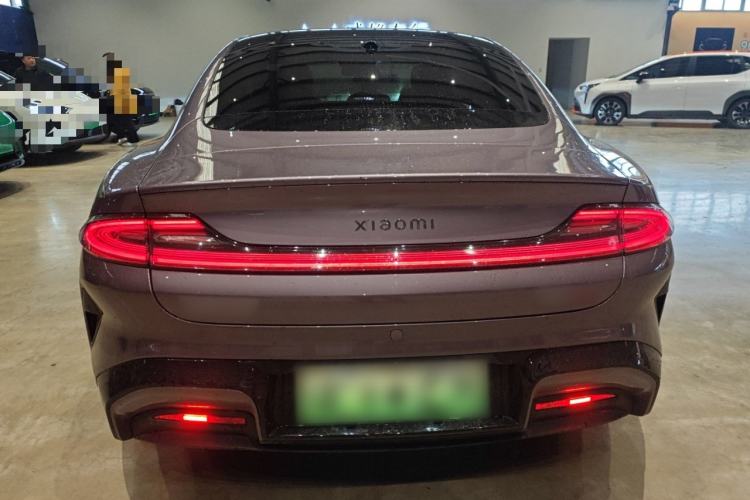 Used Xiaomi Auto SU7 2024 Four-Wheel Drive Ultra-Long Range Advanced Intelligent Driving Max Edition
