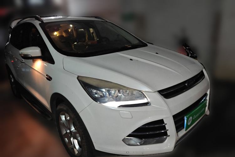 Used Ford Kuga 2015 2.0L GTDi Four-Wheel-Drive Sport Model
