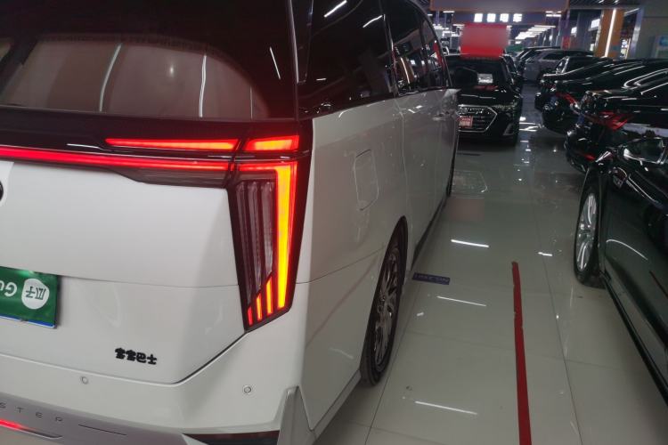 Used GAC Trumpchi M8 2023 Zongshi Series 400T Flagship Edition Right Rear Taillight