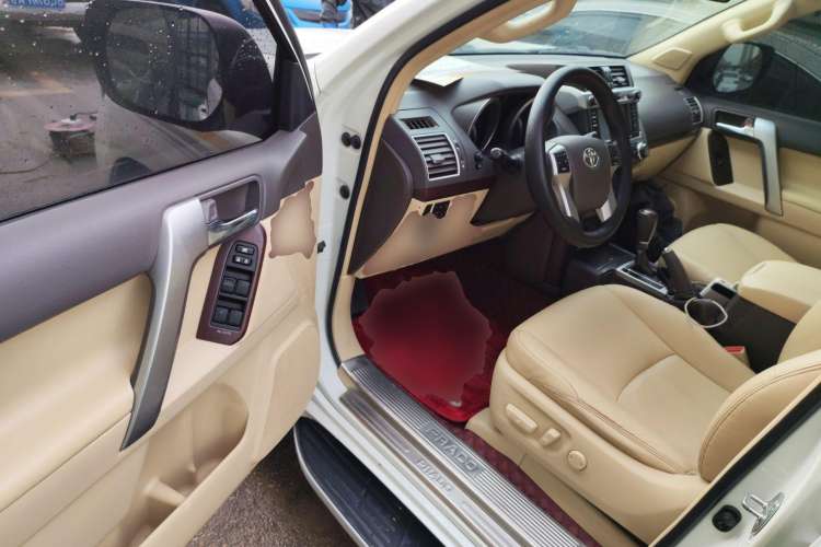 Used Toyota Prado 2016 3.5L Automatic TX-L
