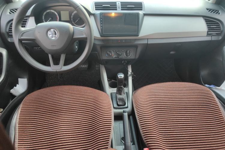 Used Skoda Fabia 2016 1.4L Automatic Car Enjoy Edition