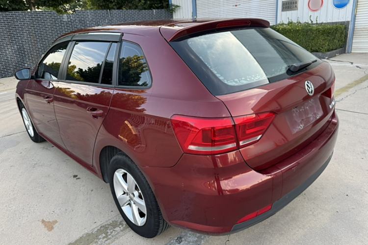 Used Volkswagen Gran Lavida 2013 1.6L Automatic Fashion Model
