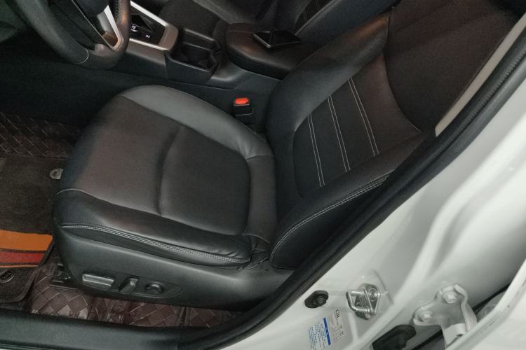 Used Toyota RAV4 2022 Dual-Engine 2.5L E-CVT Four-Wheel Drive Elite Plus Edition Left Front Seat