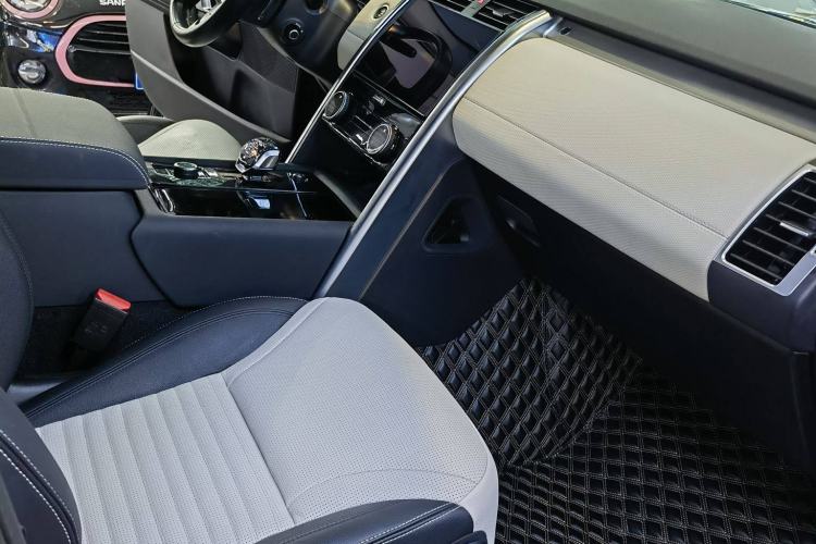 Used Land Rover Discovery 2023 360 PS R-Dynamic S