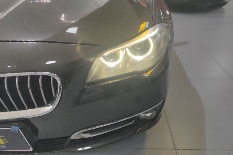 Used BMW 5 Series 2014 525Li Luxury Design Package