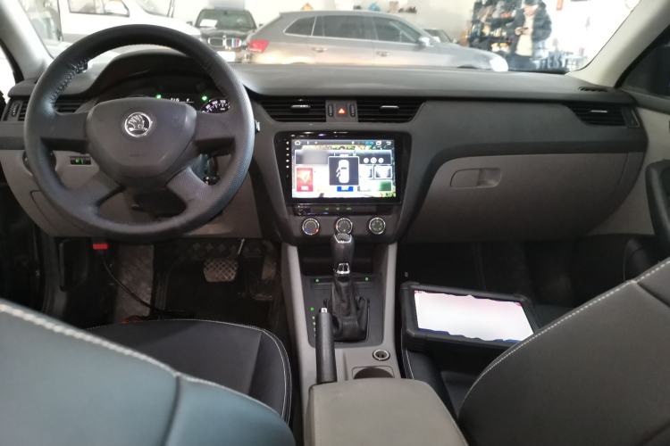 Used Skoda Octavia 2015 1.4TSI DSG Eado Edition
