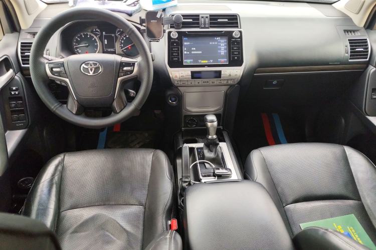 Used Toyota Prado 2018 3.5L Automatic TX-L with Rear-Mounted Spare Tire Center Console