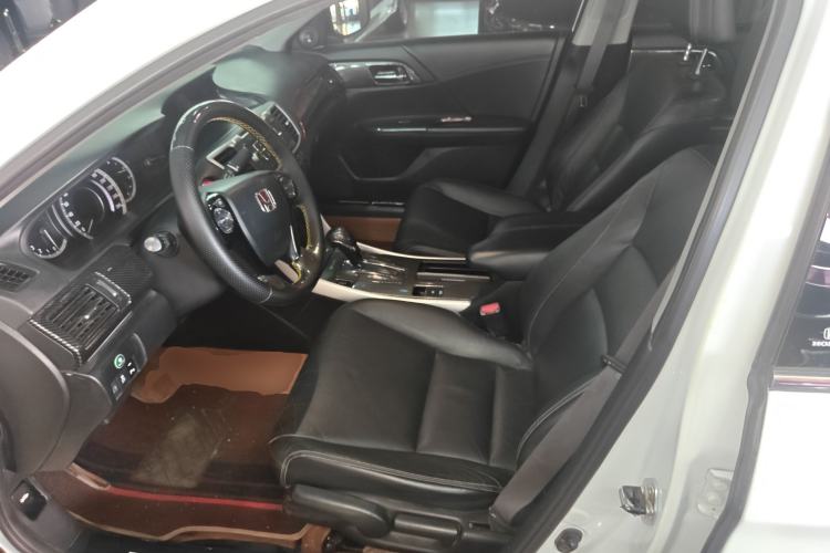 Used Honda Accord 2016 2.0L Elite Edition
