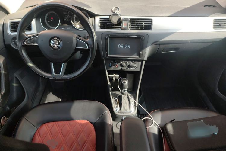 Used Skoda Rapid Spaceback 2018 1.6L Automatic Comfort Edition