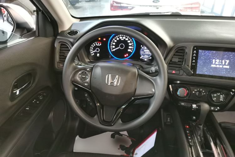 Used Honda Vezel 2020 1.5L CVT Pioneer Edition