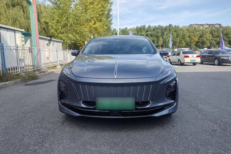 Used Hongqi E-QM5 2024 610 km PLUS