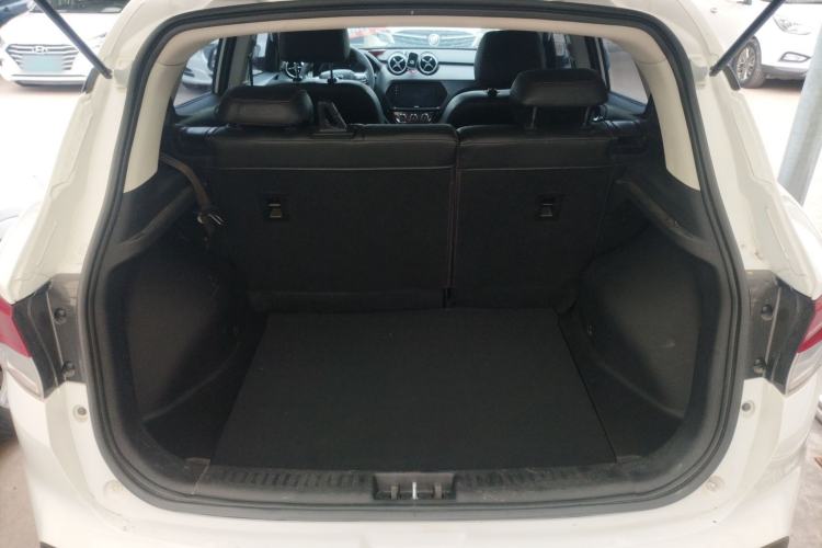 Used Soueast DX3 2016 1.5L Manual Luxury Model