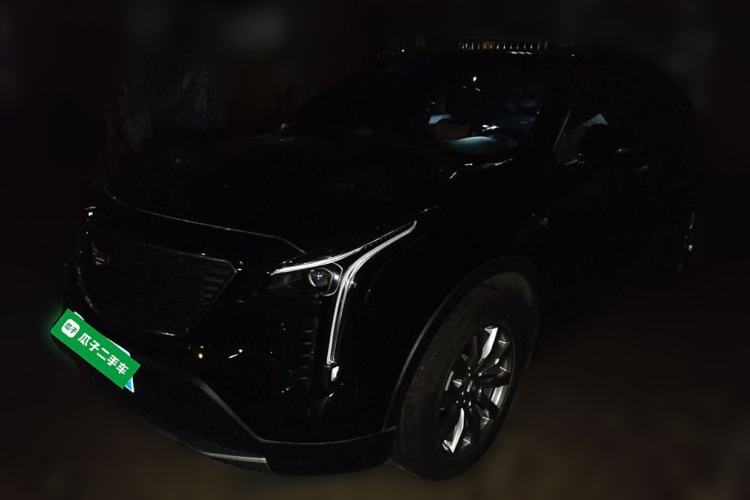 Used Cadillac XT4 2023 28T Two-Wheel-Drive Luxury Version