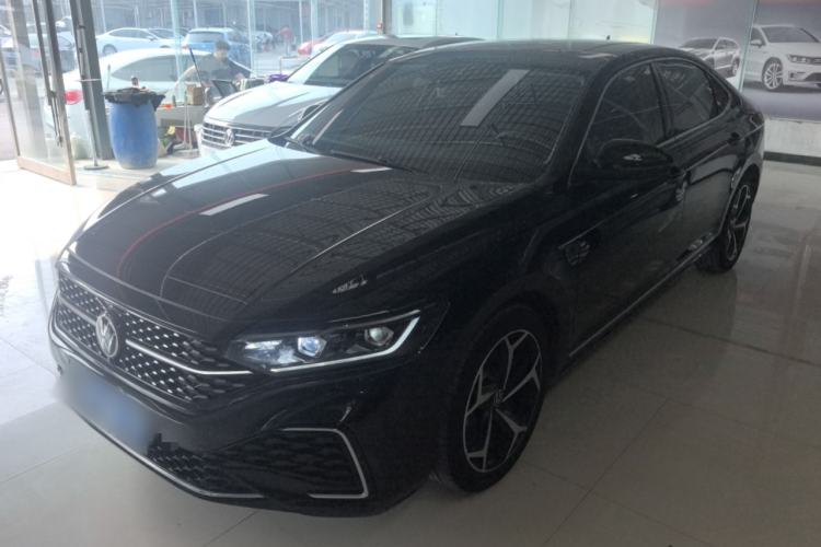 Used Volkswagen Passat 2024 380TSI Starry Luxury Edition