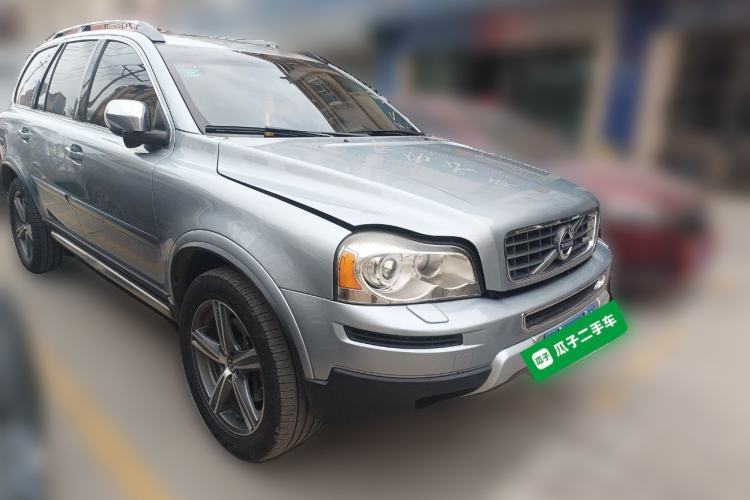 Used Volvo XC90 2011 2.5T R-Design Front Right 45 Deg