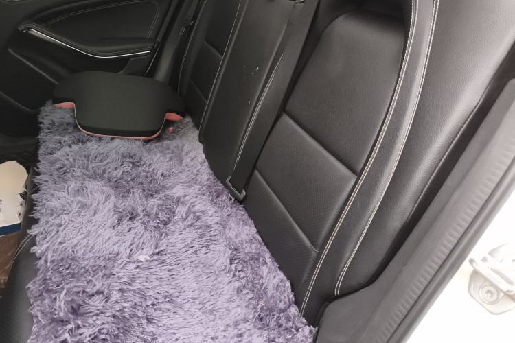 Used Mercedes-Benz GLA 2019 GLA 200 Fashion Model Left Rear Seat