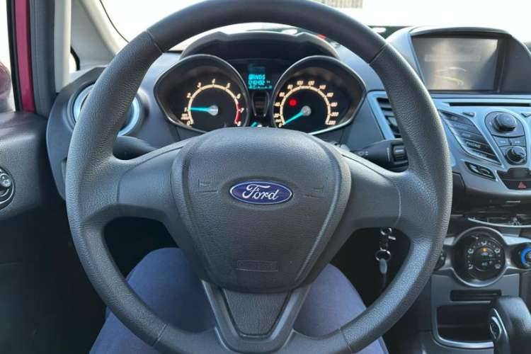 Used Ford Fiesta 2013 Hatchback 1.5L Automatic Fashion Edition
