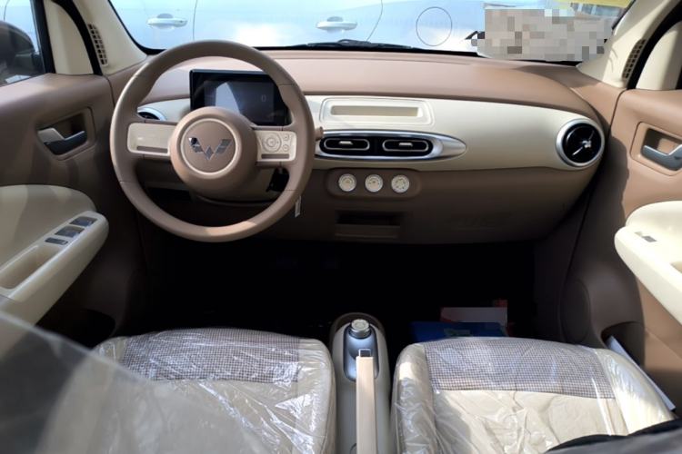 Used Wuling Hongguang MINIEV 2025 Four-Door Version Advanced Edition
