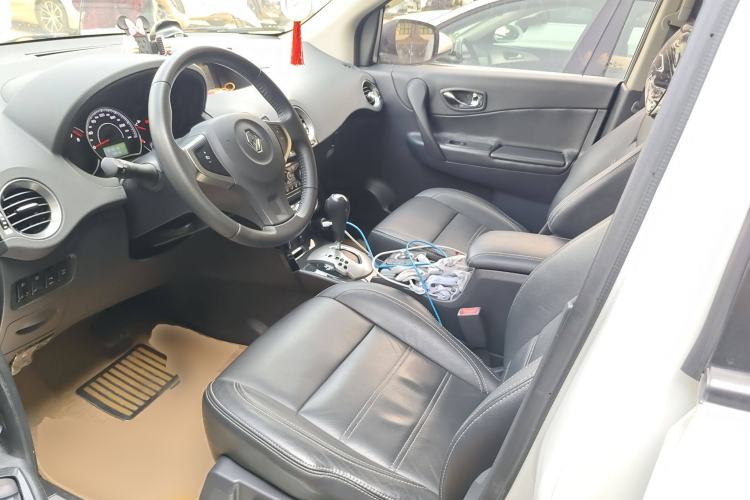 Used Renault Koleos 2012 2.5L Two-Wheel Drive Comfort Edition with Navigation
