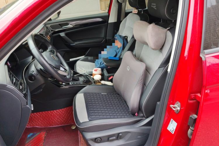 Used Volkswagen Tayron X 2020 330TSI Two-Wheel Drive Luxury Smart Connectivity Version Left Front Seat