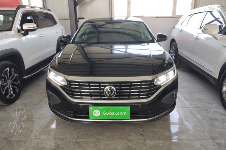Used Volkswagen Passat 2024 380TSI Dragon Edition
