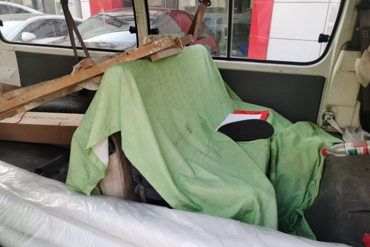 Used Jinbei Hiace 2014 2.0L 5th Generation Kuaiyunwang Business Version 4G20B Left Rear Seat