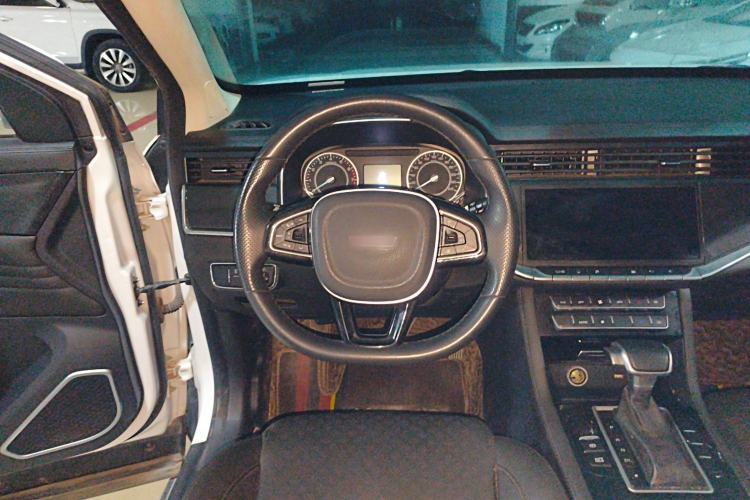 Used Sinotruk VGV U70 2020 1.5T Automatic Smart Luxury 7-Seater
