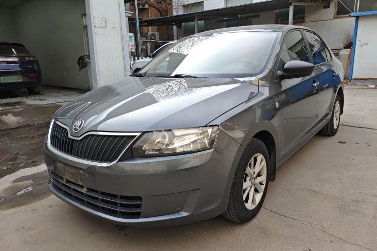 Used Skoda Rapid 2013 1.4L Manual Enjoyment Model