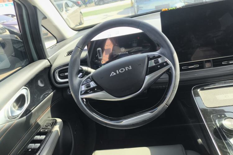 Used AION V 2021 Plus 70 Smart Edition Lithium Iron Phosphate Steering Wheel