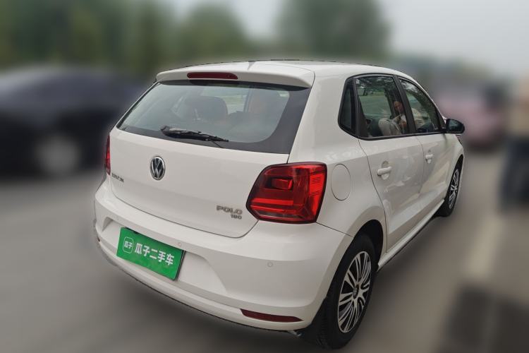 Used Volkswagen Polo 2016 1.6L Automatic Comfort Model
