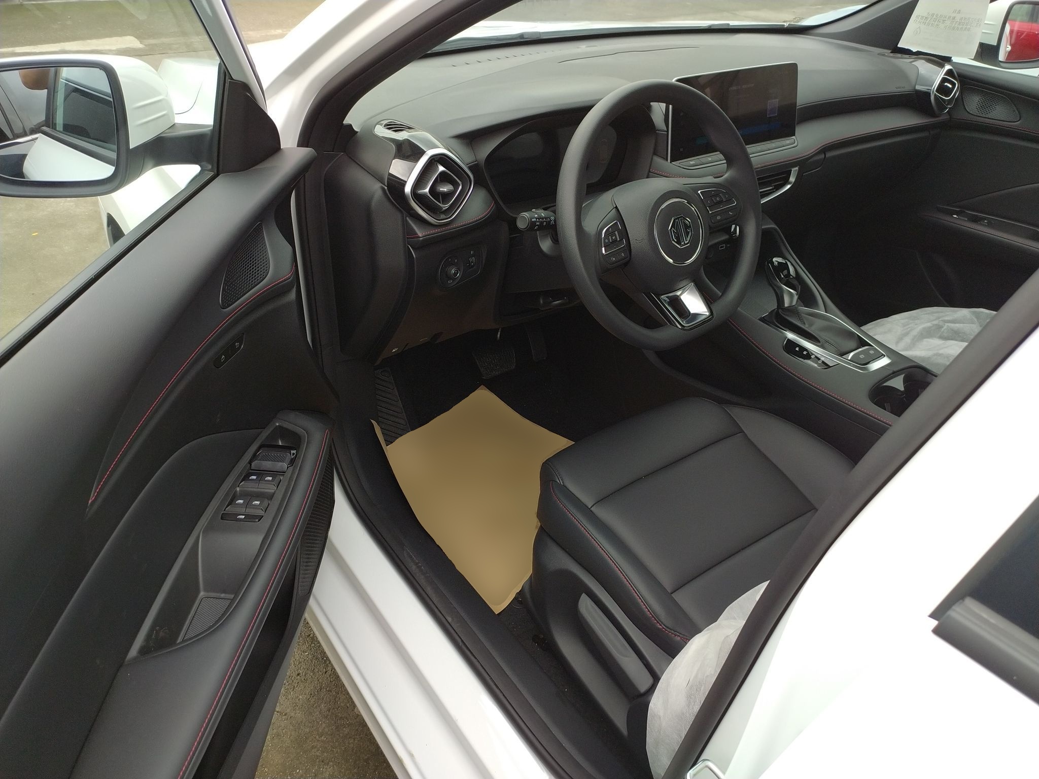 MG 5 2026 Model 180DVVT Global Luxury Edition — снимка 18