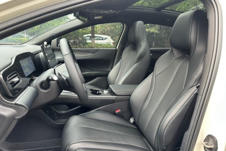 Used BYD Seal 06 New Energy 2025 EV 545KM Flagship Edition Interior 2