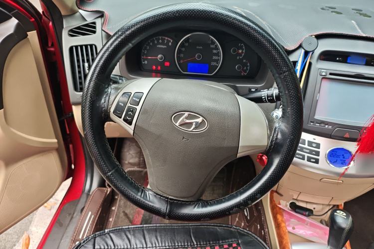 Used Hyundai Celesta 2010 1.6L AT GLS
